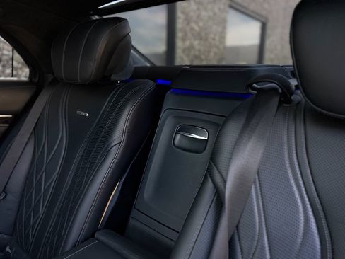 Used 2015 Mercedes-Benz S 63 AMG 4MATIC Sedan image 28