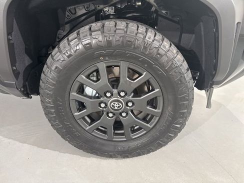 New 2025 Toyota 4Runner SR5 image 13