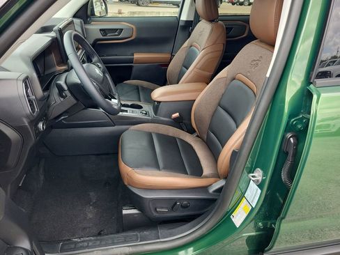 Used 2025 Ford Bronco Sport Outer Banks image 13