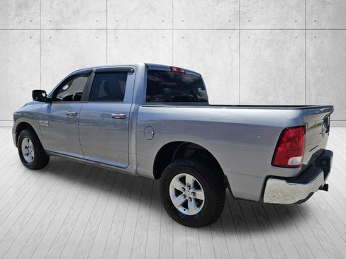 Used 2021 RAM 1500 Classic SLT AWD/4WD image 5