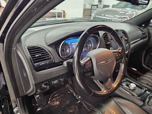 Used 2021 Chrysler 300 S RWD image 7