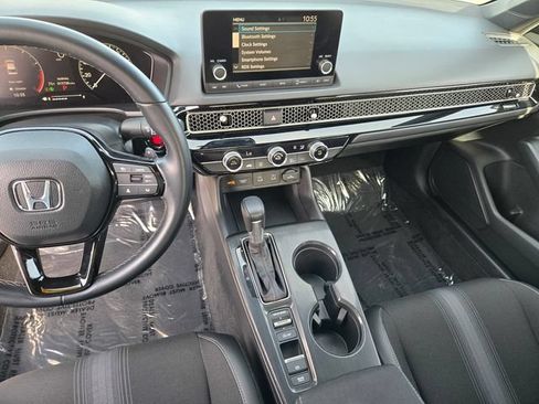 Used 2025 Honda Civic Sport image 17