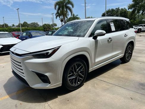 Certified 2025 Lexus TX 350 AWD w/ Technology Package image 3