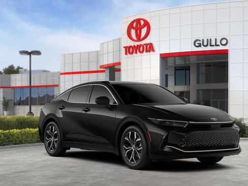 New 2026 Toyota Crown XLE image 17