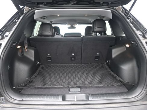 Used 2022 Jeep Cherokee Trailhawk w/ Premium Leather Package AWD/4WD image 27