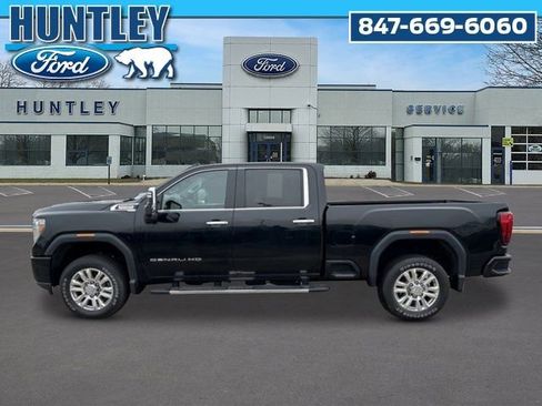 Used 2020 GMC Sierra 2500 Denali w/ Denali Ultimate Package AWD/4WD image 7