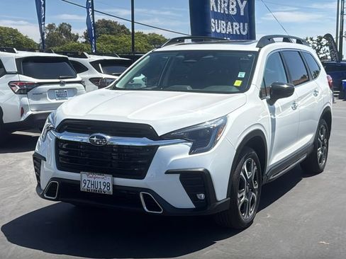 Used 2026 Subaru Ascent Touring AWD/4WD image 3