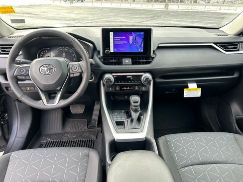 New 2025 Toyota RAV4 XLE image 20
