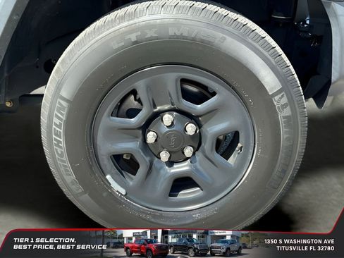 Used 2020 Jeep Gladiator Sport w/ Trailer Tow Package AWD/4WD image 14