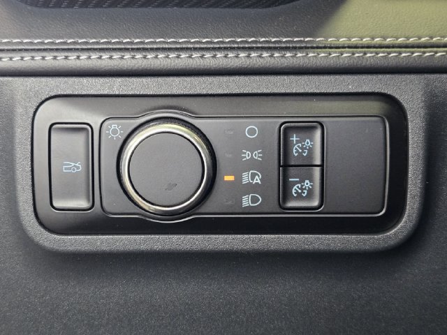 Used 2025 Ford Mustang GT Premium RWD image 24