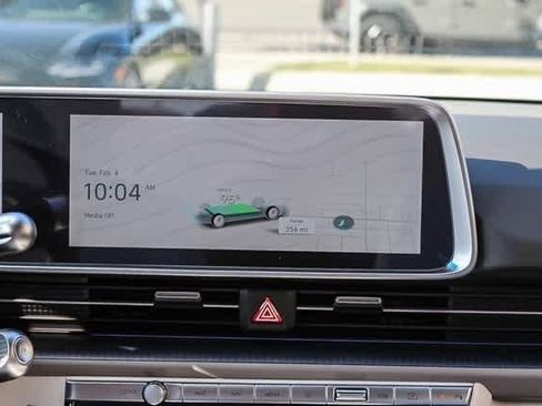 New 2025 Hyundai Ioniq 6 SEL image 19