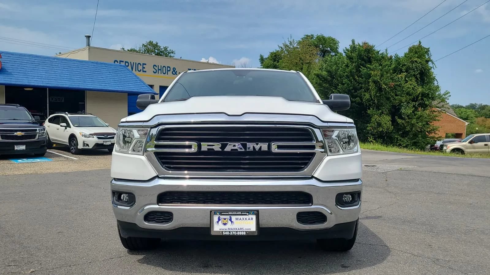 Used 2021 RAM 1500 Big Horn AWD/4WD image 3