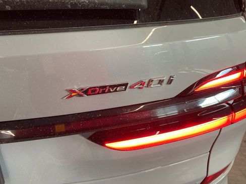 Certified 2025 BMW X7 xDrive40i w/ M Sport Package image 4