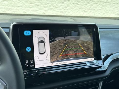 New 2026 Volkswagen Atlas Cross Sport SE AWD/4WD image 19