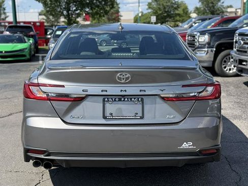 Used 2025 Toyota Camry SE FWD image 5