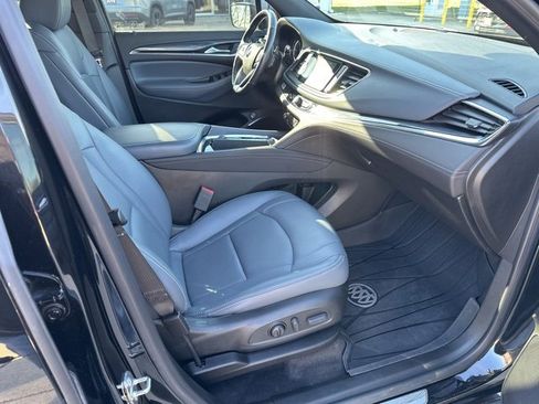 Used 2023 Buick Enclave Essence w/ Sport Touring Edition image 26
