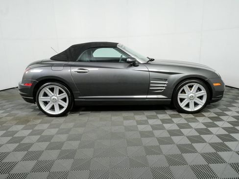 Used 2005 Chrysler Crossfire Limited image 21