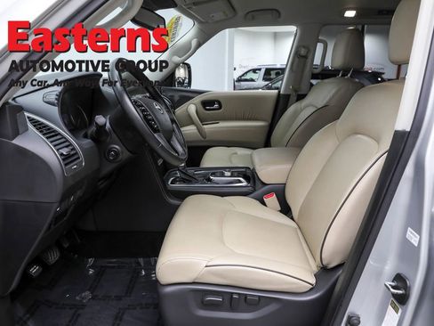 Used 2022 Nissan Armada SV w/ SV Appearance Package image 14