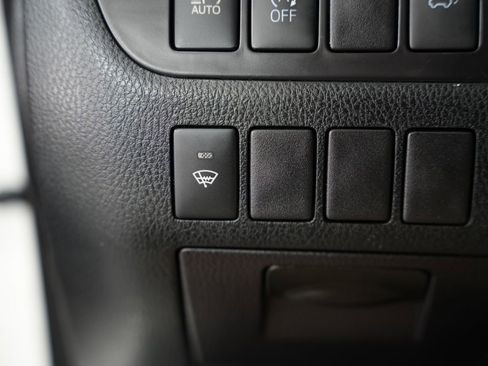 Used 2018 Toyota Highlander XLE image 50