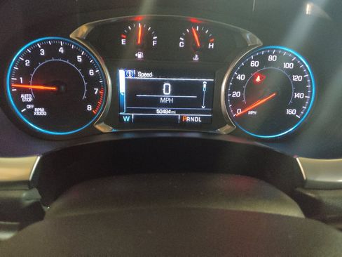 Used 2019 Chevrolet Traverse LT FWD image 23