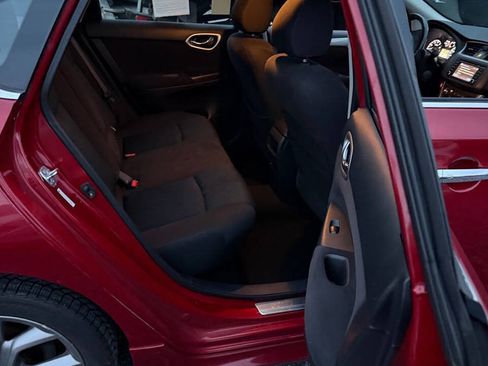 Used 2013 Nissan Sentra SR w/ Premium Pkg FWD image 17