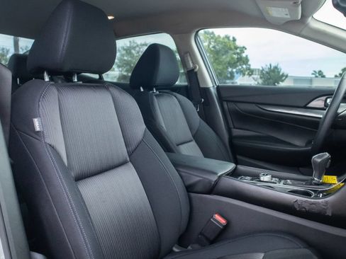 Used 2020 Nissan Maxima 3.5 S w/ Floor Mat Group FWD image 14