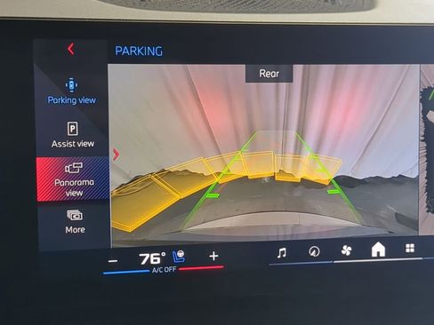 Used 2024 BMW X5 M60i image 29