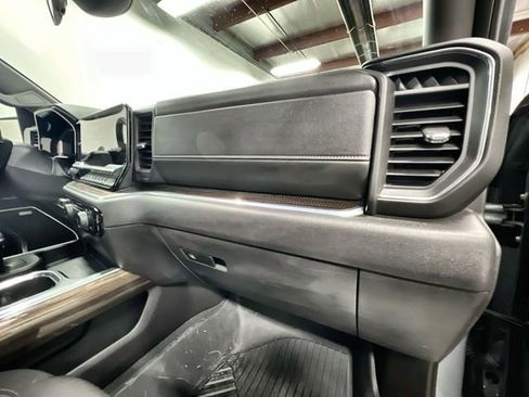 Certified 2024 Chevrolet Silverado 1500 LT Trail Boss w/ Convenience Package II AWD/4WD image 29