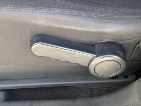 Used 2015 Jeep Wrangler Sport image 20