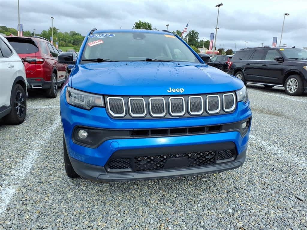 Used 2022 Jeep Compass Latitude AWD/4WD image 9