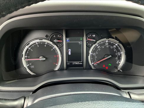 Used 2023 Toyota 4Runner Limited AWD/4WD image 13
