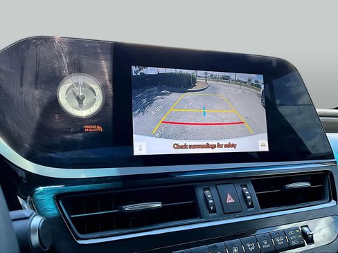 Used 2024 Lexus ES 350 w/ Premium Package FWD image 25
