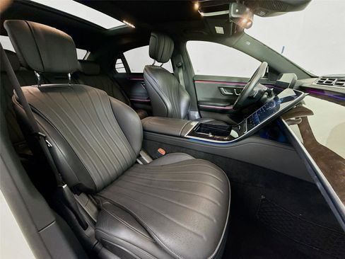 Used 2023 Mercedes-Benz S 500 4MATIC image 16