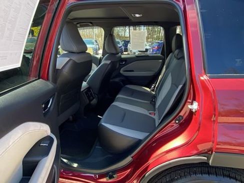 Certified 2025 Subaru Forester Limited AWD/4WD image 32