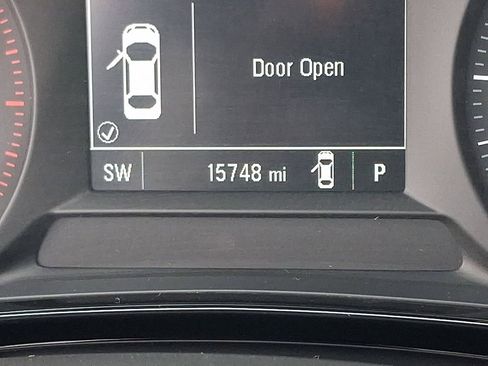 Used 2024 Chevrolet Trax LS image 21