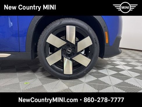 New 2025 MINI Cooper Countryman S image 9