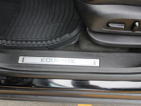 Used 2018 Chevrolet Equinox Premier image 55