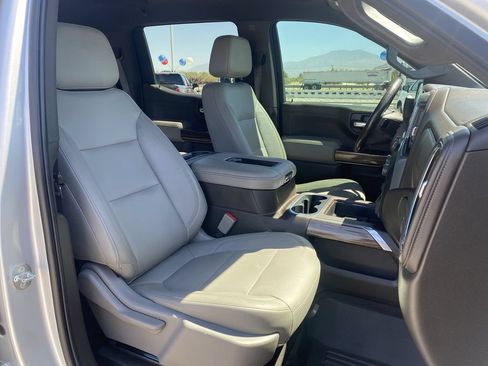 Used 2020 Chevrolet Silverado 1500 LT Trail Boss AWD/4WD image 27