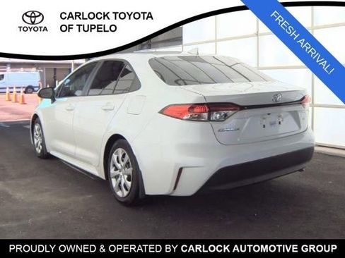 Used 2026 Toyota Corolla LE FWD image 5