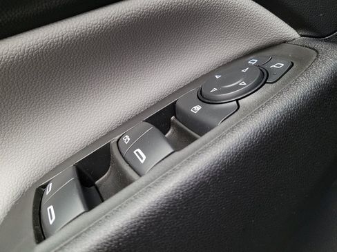 Used 2024 Chevrolet Equinox LT AWD/4WD image 27