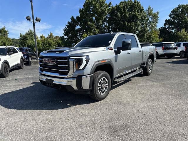 Used 2025 GMC Sierra 2500 SLE w/ SLE Value Package; AWD/4WD image 3