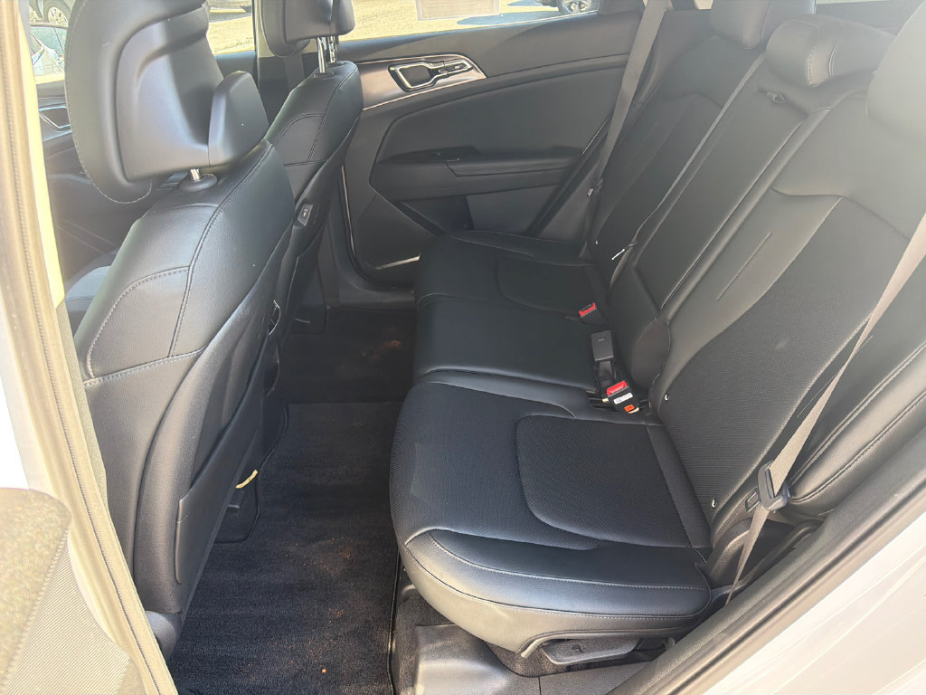Used 2024 Kia Sportage SX FWD image 21