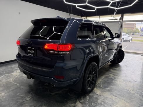 Used 2021 Jeep Grand Cherokee Limited AWD/4WD image 5