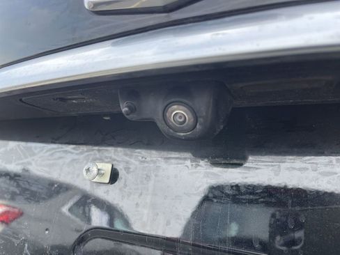 Used 2024 Cadillac XT6 Sport w/ Technology Package image 9