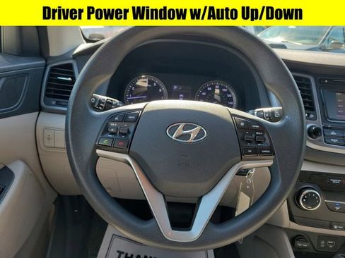 Used 2017 Hyundai Tucson SE AWD/4WD image 10