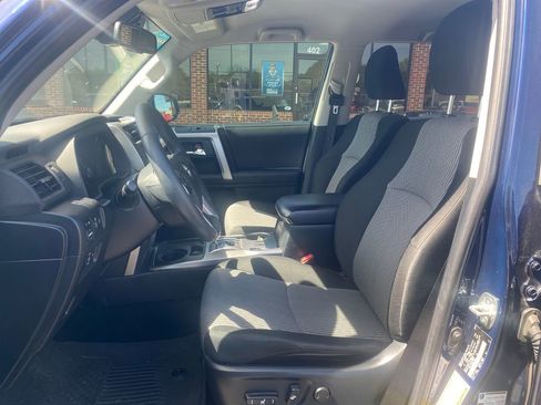 Used 2022 Toyota 4Runner SR5 image 10