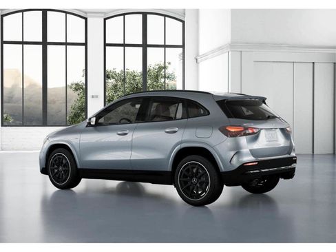 New 2026 Mercedes-Benz GLA 35 AMG 4MATIC image 28
