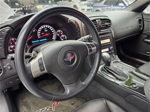 Used 2011 Chevrolet Corvette Coupe w/ Preferred Equipment Group RWD image 9