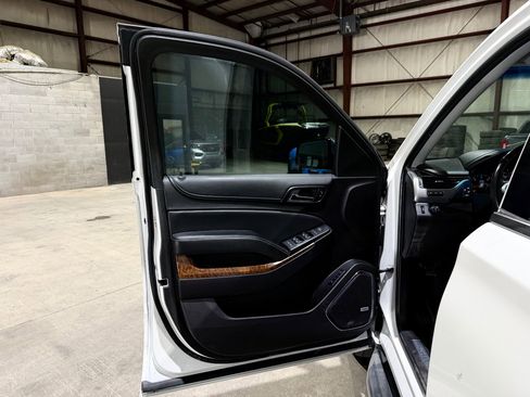 Used 2016 Chevrolet Tahoe LTZ RWD image 11