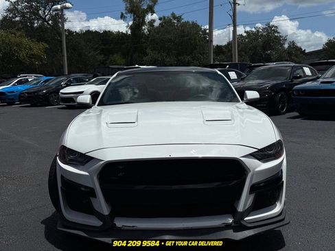 Used 2019 Ford Mustang GT w/ Black Accent Package RWD image 10